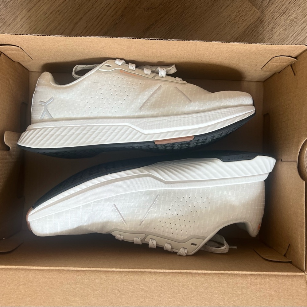 NWT!🎉 FLUX FOOTWEAR Adapt Graphene running shoe! - Picture 5 of 7